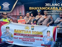 Jelang Hari Bhayangkara ke-80, Satlantas Polres Palopo Salurkan Sembako untuk Buruh Harian